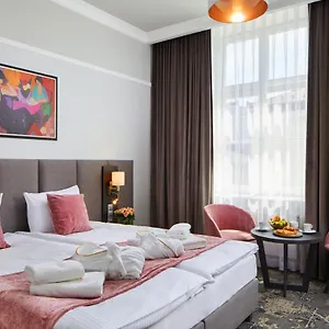 **** Hotel Estera Poland